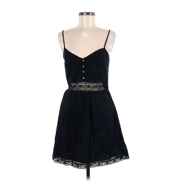 Abercrombie & Fitch Dresses & Skirts - Abercrombie and Fitch Lace Panel Mini Dress in Black